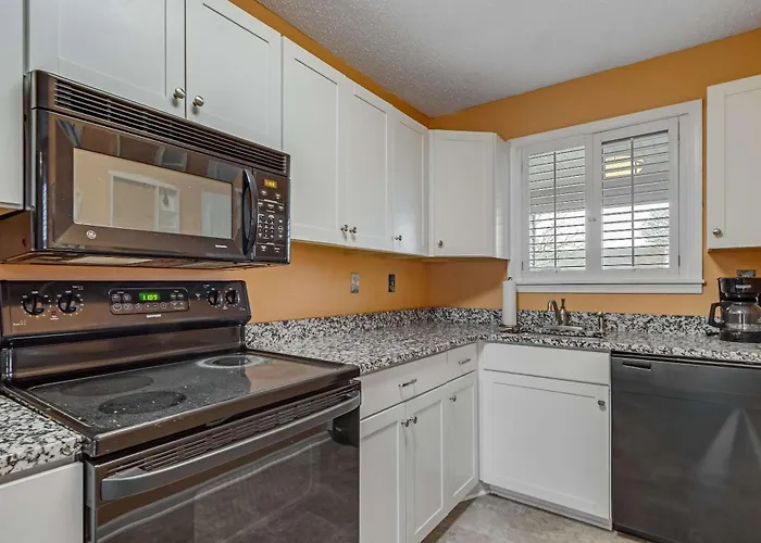 2br Townhouse On 94th Street Ferienhaus *